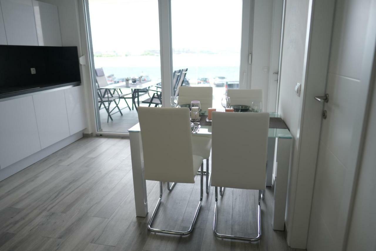 Amazing View Apartments Nin Eksteriør billede